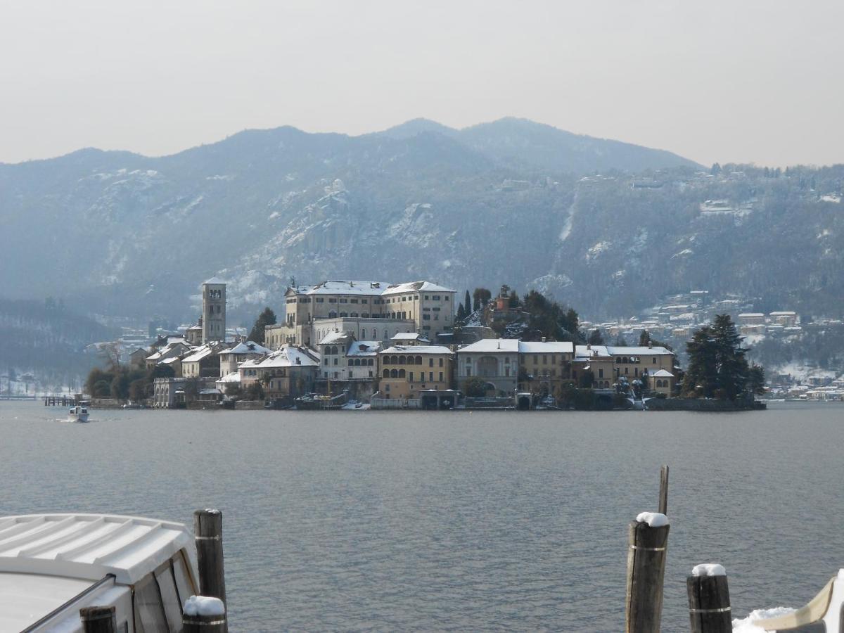 Apartments Cusius And Horta Orta San Giulio Oda fotoğraf